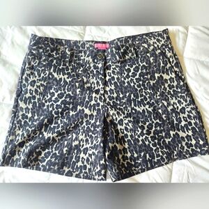 Isaac Mizrahi Black and White High Waist Animial Print Shorts Size 16